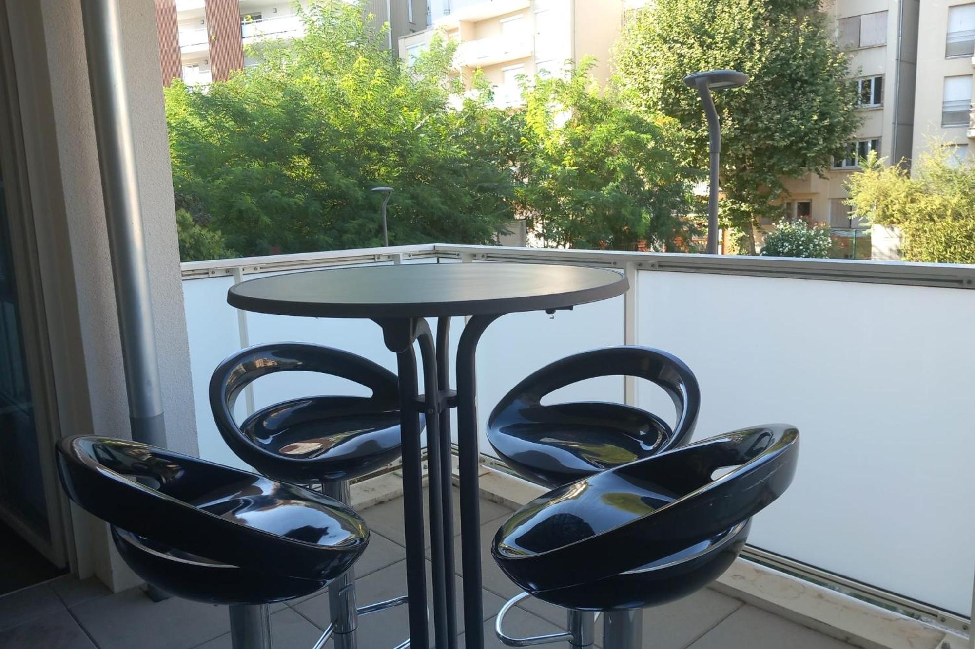 69A - Cosy Studio Ideally Located Lyon Gerland Екстериор снимка